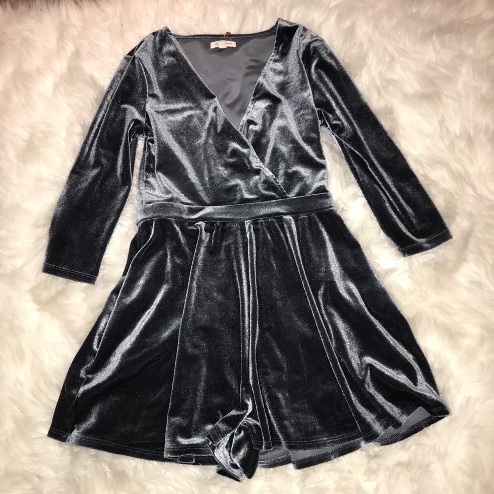 Silence + noise romper